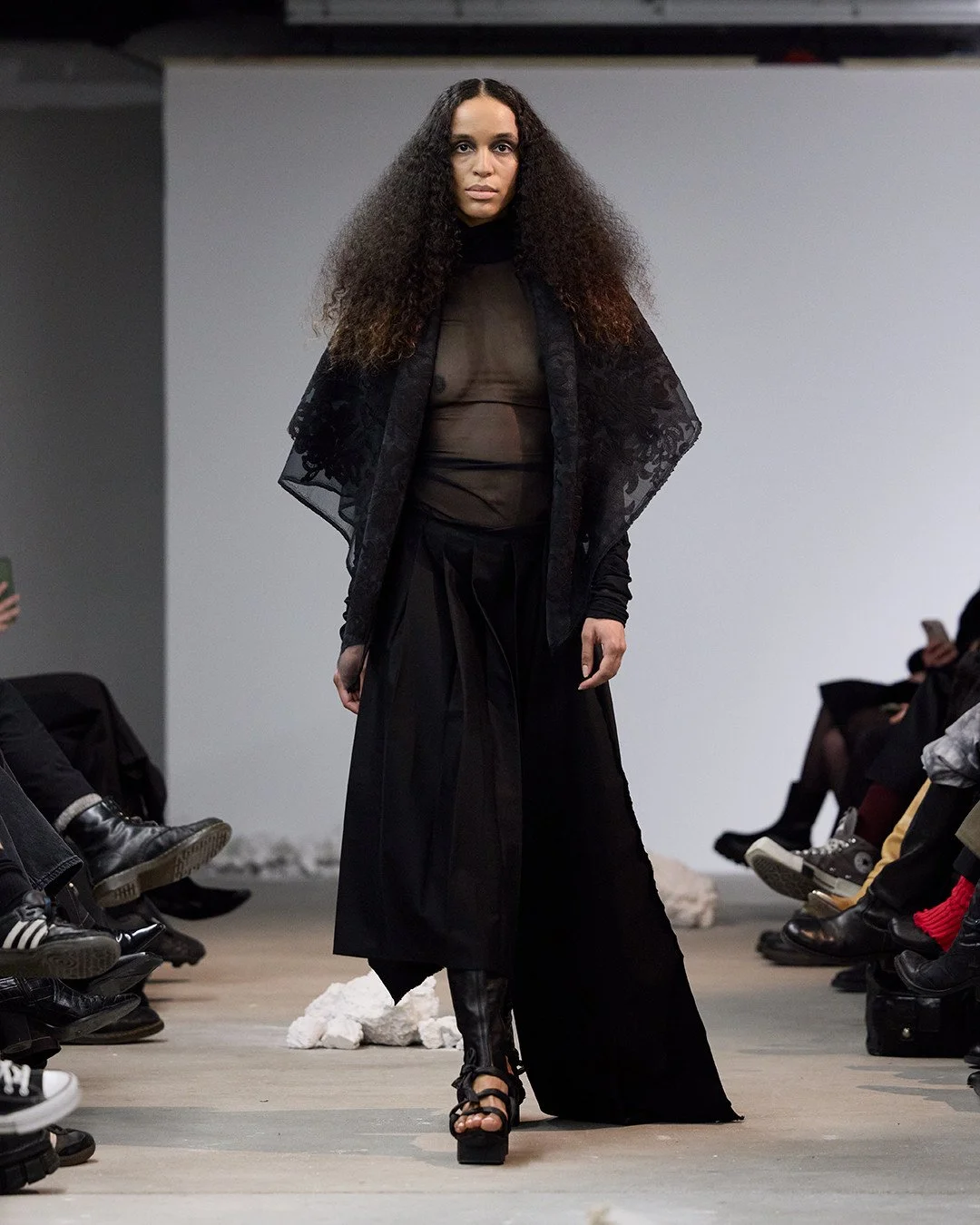 VANESSA BAERNTHOL FW25 - COEVAL Magazine